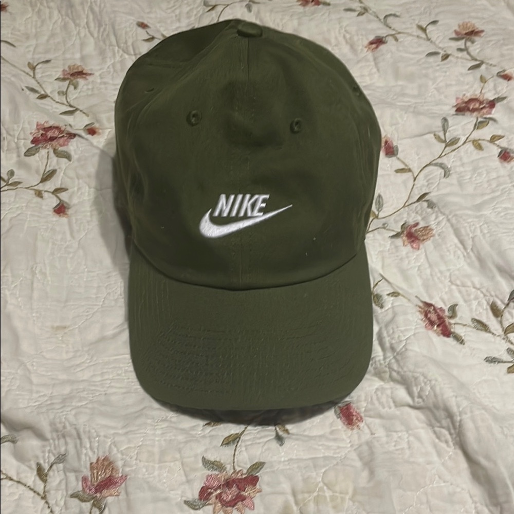 Nike Dark Green Baseball Cap